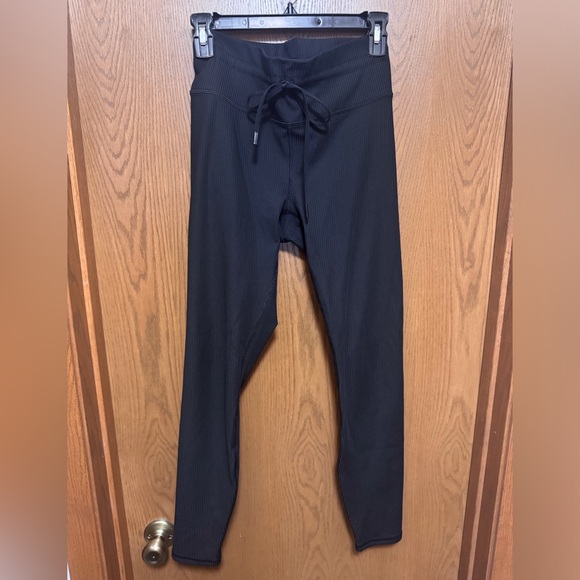 Fabletics Oasis Black Ribbed Drawstring Leggings - Picture 3 of 8